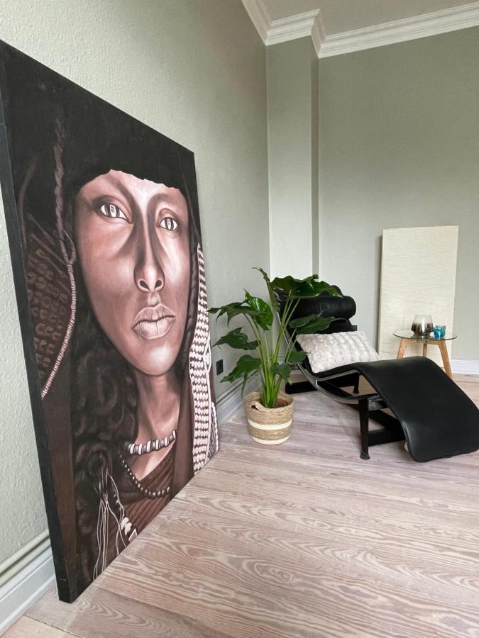 Schoene Grosse 4 Zimmer-Altbauwohnung Кіль Екстер'єр фото
